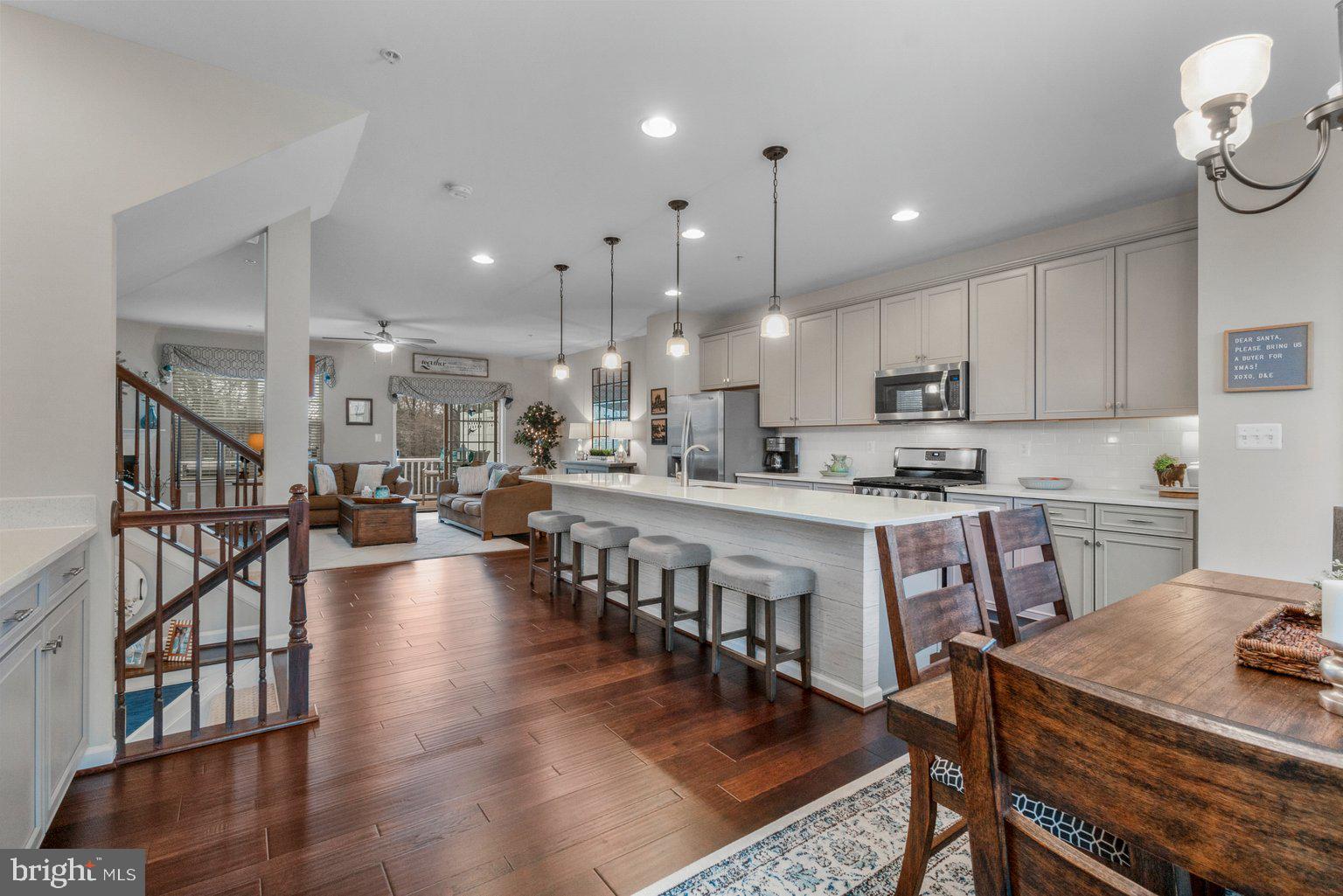 930 Ramble Run Road Baltimore, MD 21220 - Photo 11 of 54 Recessed & Pendant Lights