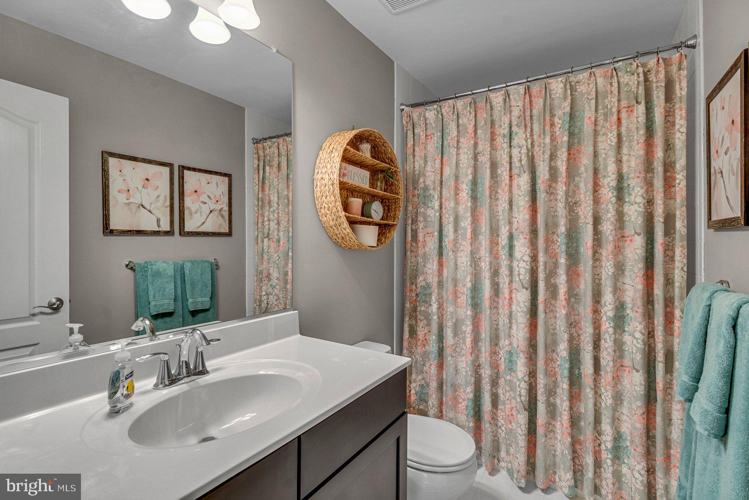 930 Ramble Run Road Baltimore, MD 21220 - Photo 32 of 54 Full Hall Bath