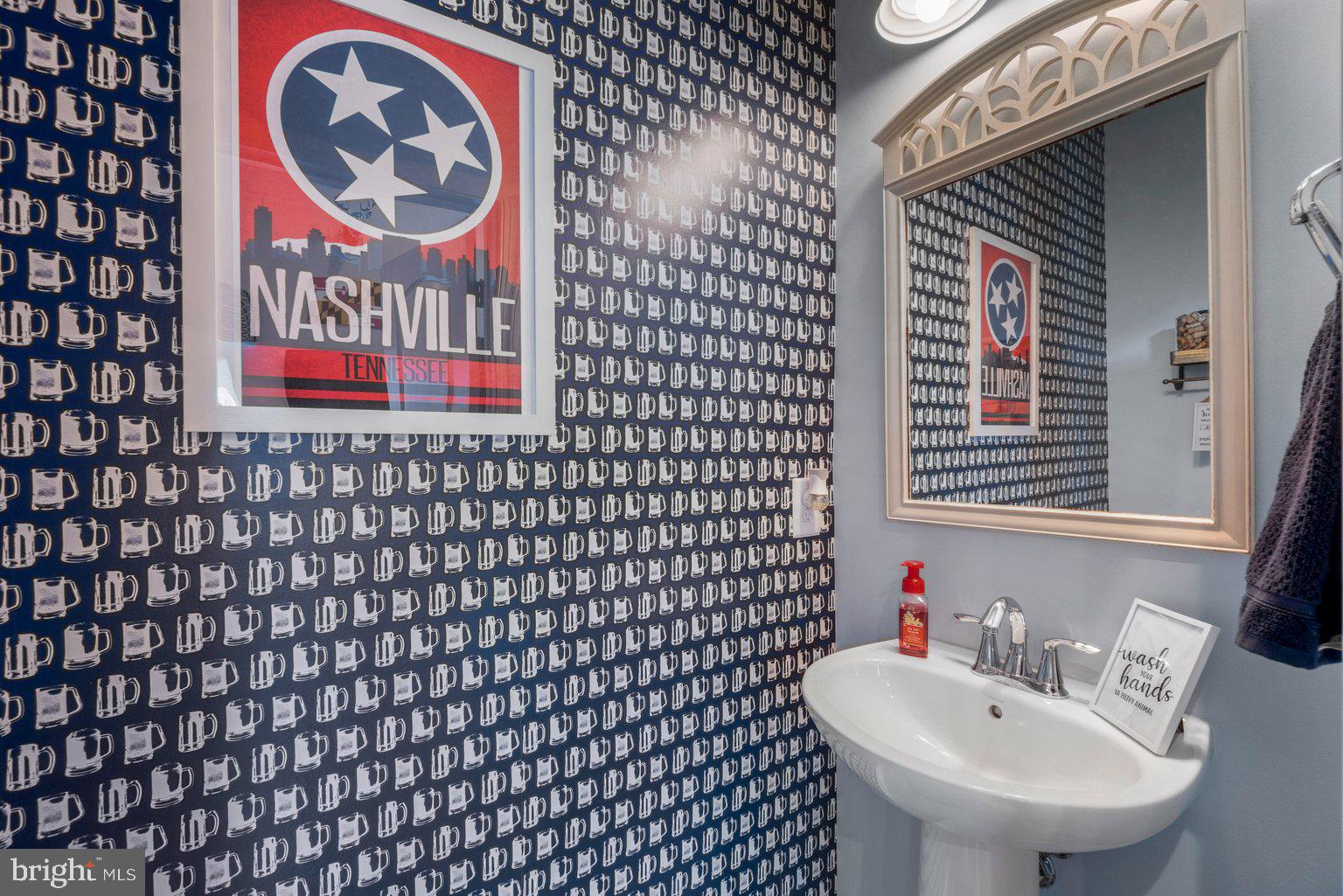 930 Ramble Run Road Baltimore, MD 21220 - Photo 42 of 54 Powder Room