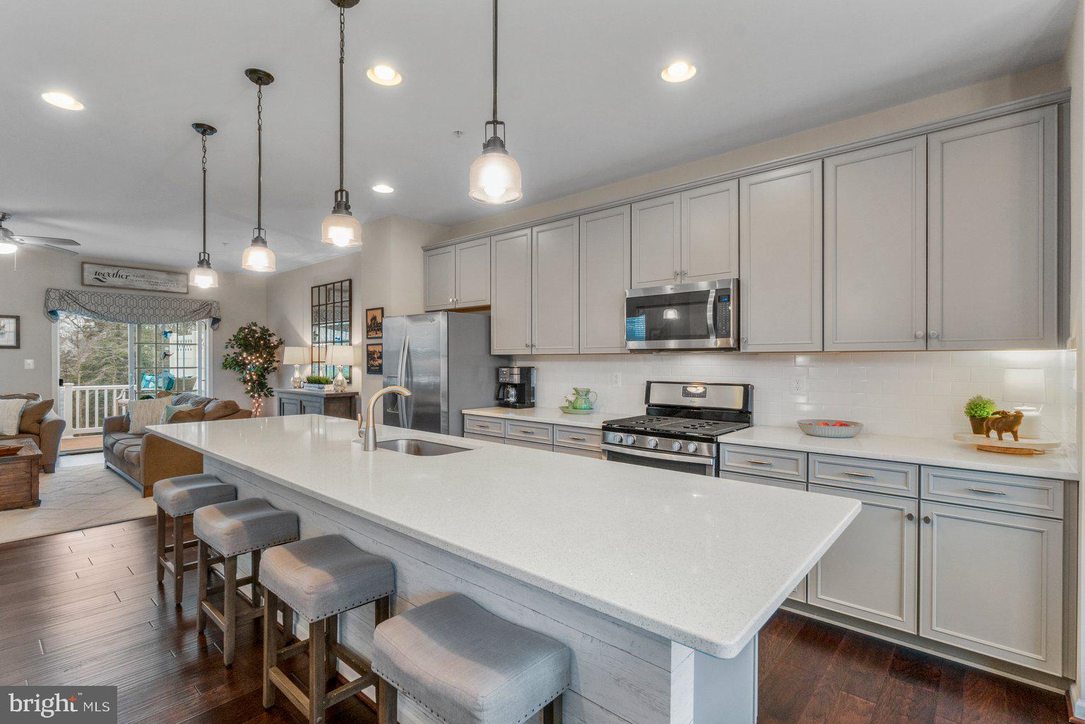 930 Ramble Run Road Baltimore, MD 21220 - Photo 7 of 54 Quartz Countertops