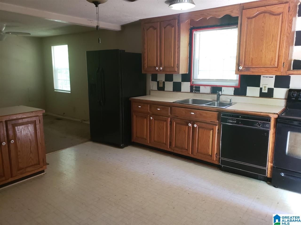 6710 Womack Road Pinson, AL 35126 - Photo 4 of 10