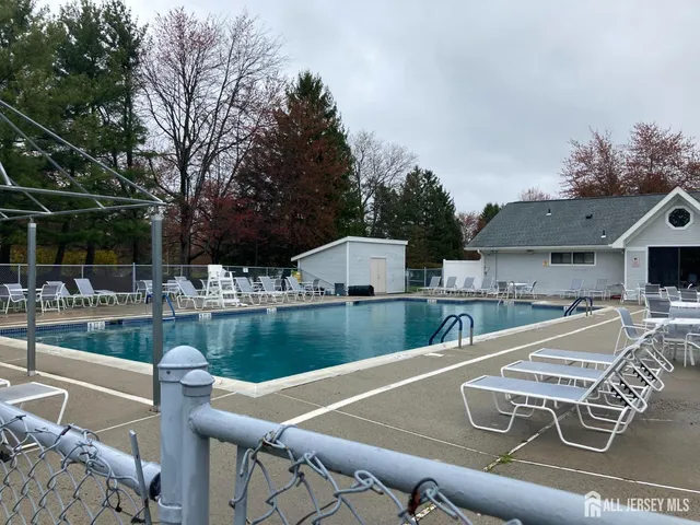 $350,000 | 243 Wycoff Way West, East Brunswick, NJ 08816