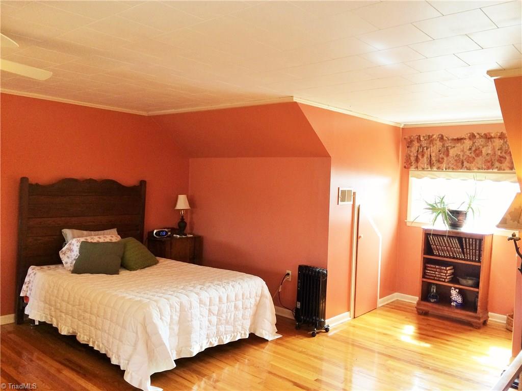 146 Collins Road Elkin, NC 28621 - Photo 12 of 16 Gallery Image 12