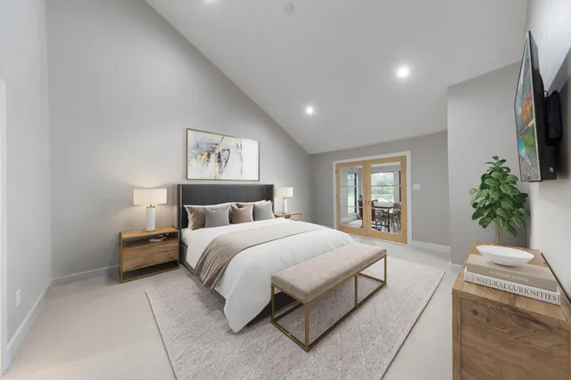 a view of an entryway with seating area