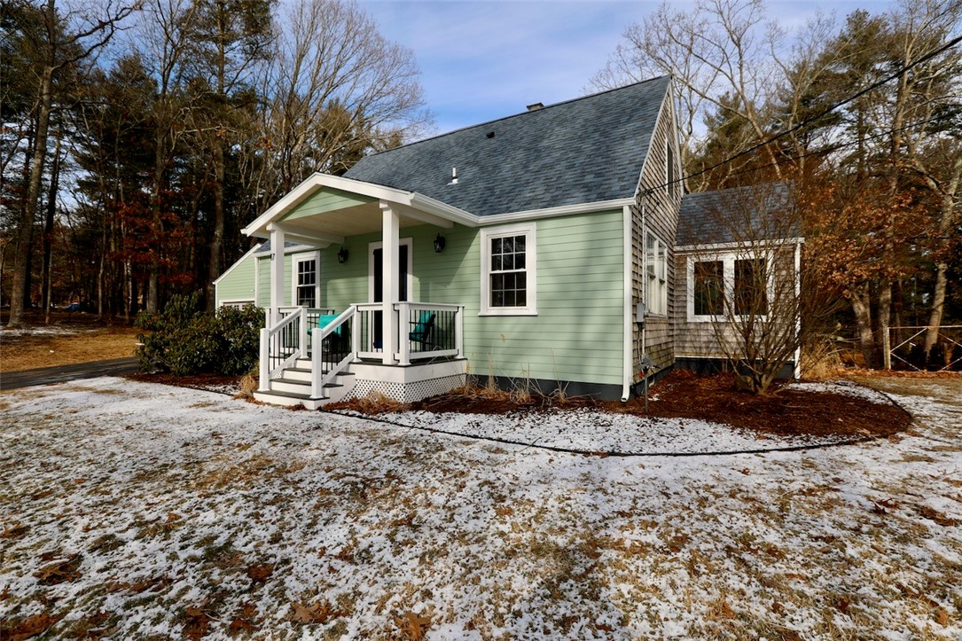 17 Minda Lane Coventry, RI 02816 - Photo 3 of 33