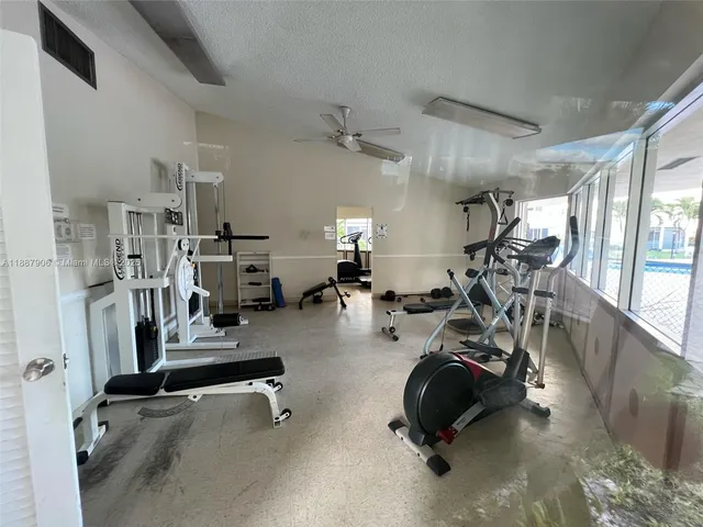 $275,000 | 301 Northeast 14th Avenue, Unit 608, Hallandale Beach, FL 33009