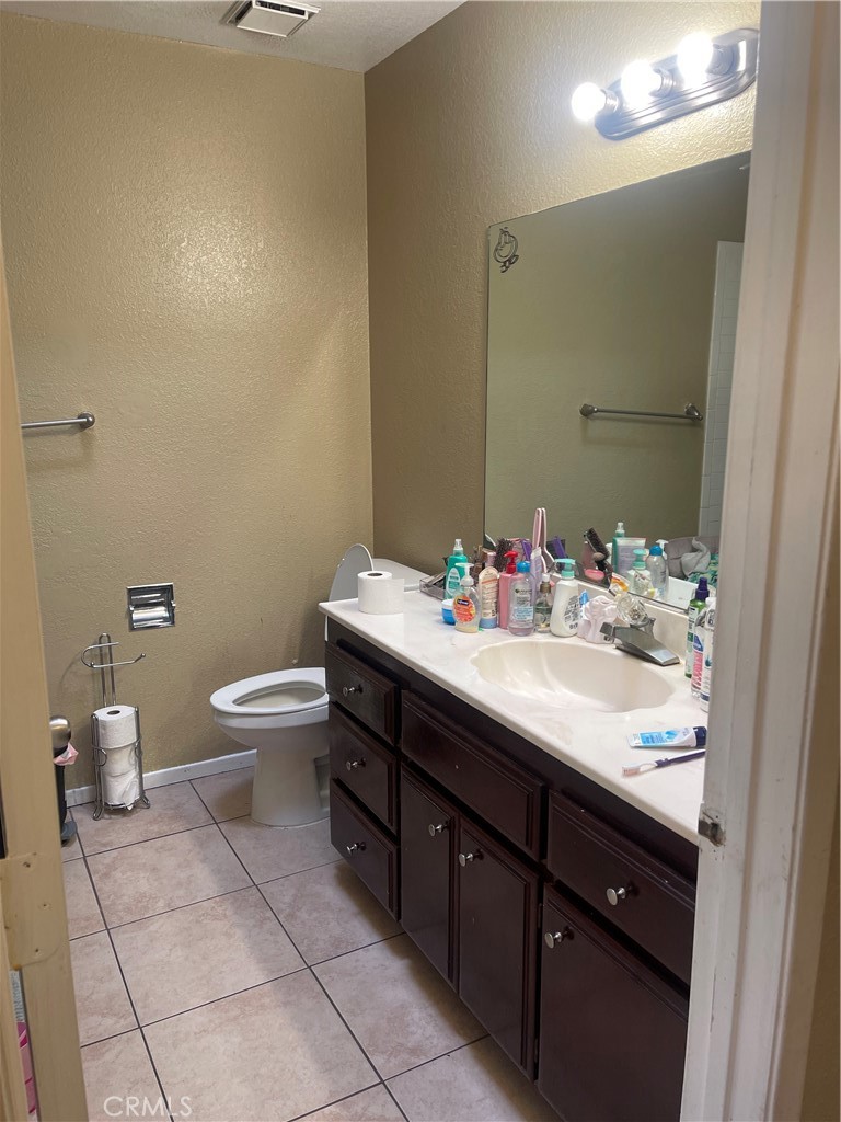 14327 Rodeo Drive Victorville, CA 92395 - Photo 23 of 37