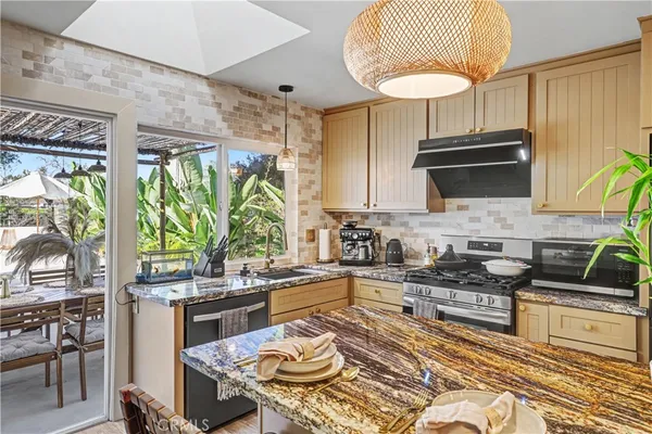 $1,500,000 | 26521 Vía Gorrion, Mission Viejo, CA 92691