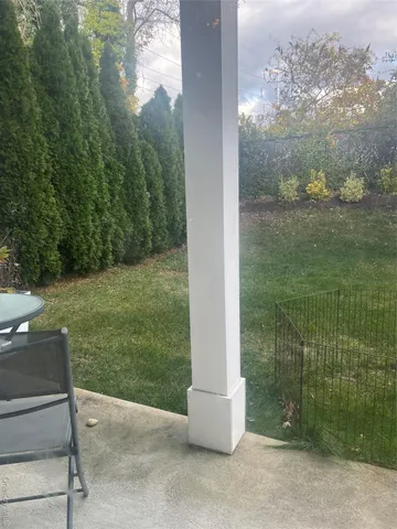 $5,000 | 1807 Townhome Way, Unit 1, Huntington Station, NY 11746