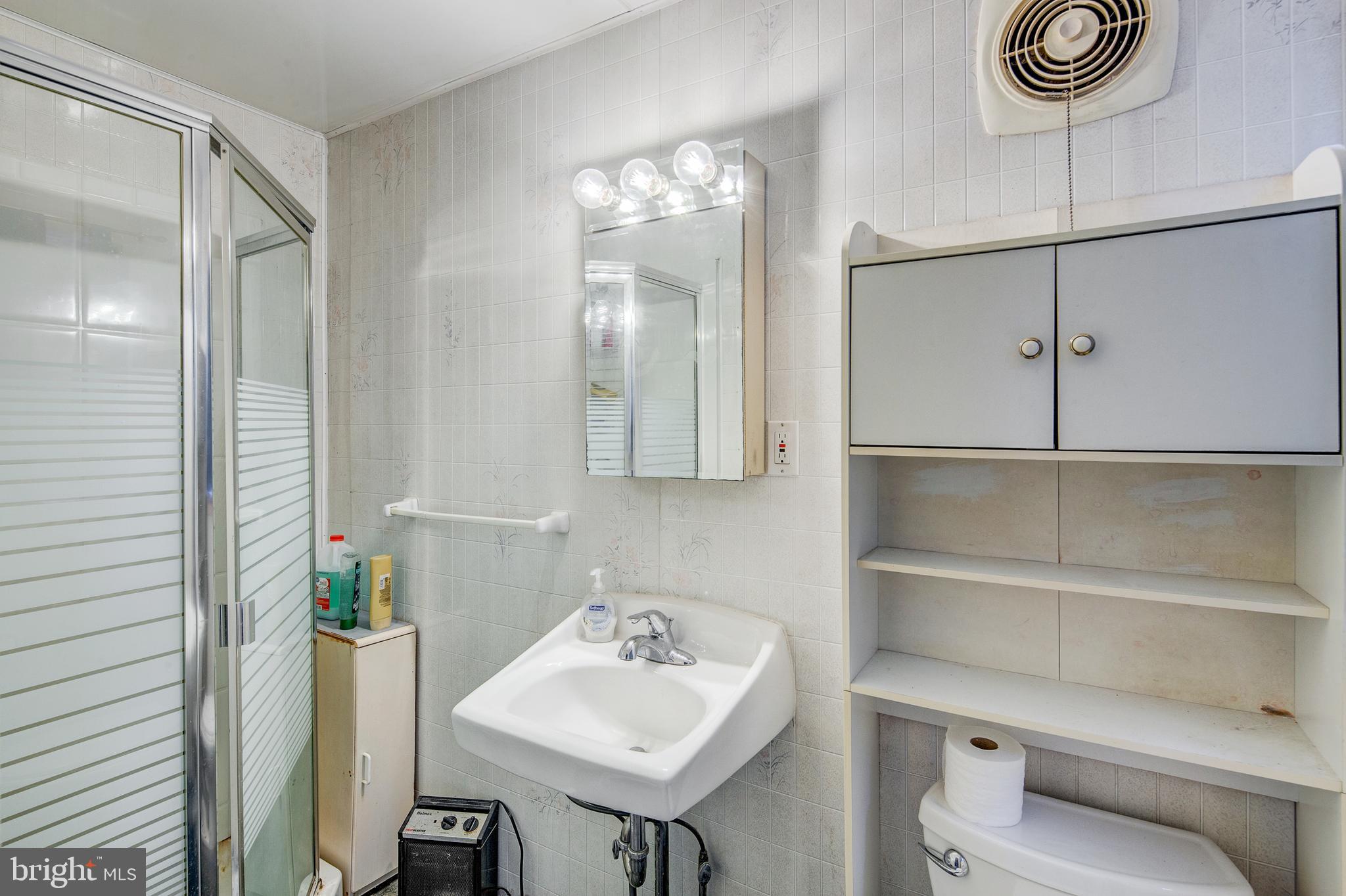 165 Oxford Road Cinnaminson, NJ 08077 - Photo 12 of 17