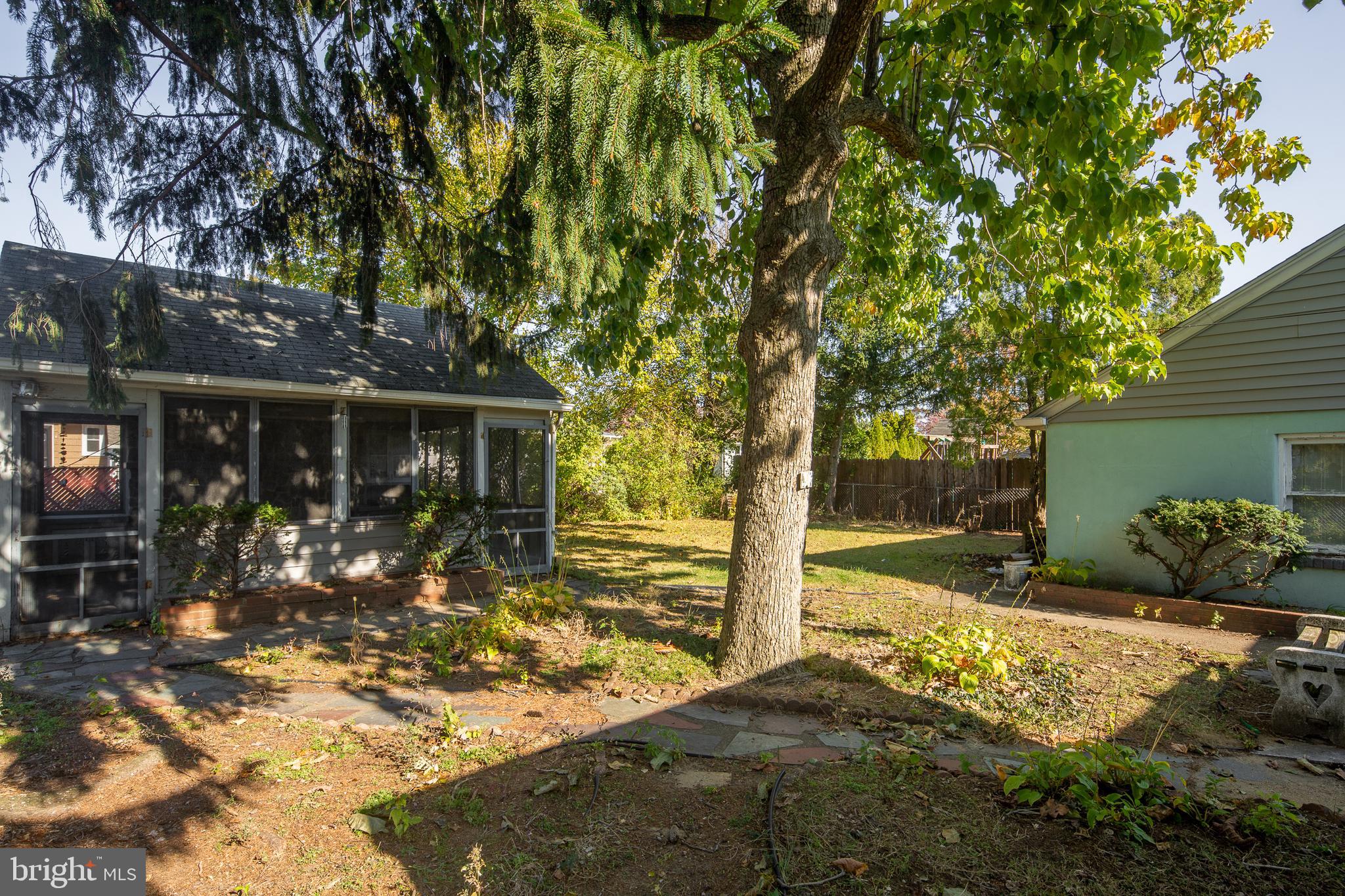 165 Oxford Road Cinnaminson, NJ 08077 - Photo 16 of 17