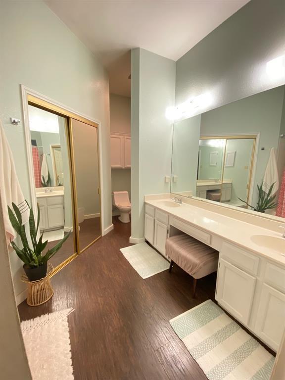 9309 Roxanna Drive Austin, TX 78748 - Photo 8 of 15 Primary bathroom with double vanity and walk-in closet