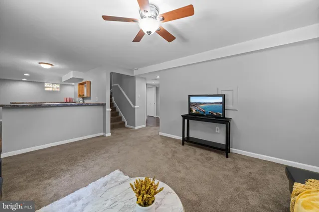 $1,295 | 840 Monarch Lane, Huntingtown, MD 20639