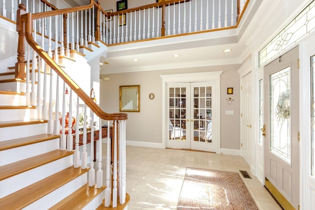 38 Haynes Road Sudbury, MA 01776 - Photo 3 of 41 Gallery Image 3