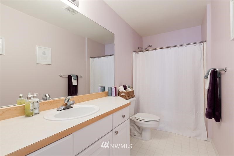 9244 Northeast 174th Place Bothell, WA 98011 - Photo 14 of 15