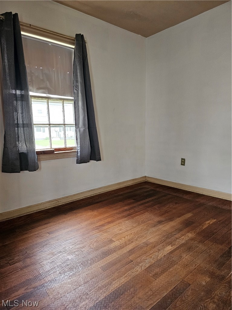 1577 Mapledale Road Wickliffe, OH 44092 - Photo 8 of 17 Gallery Image 8