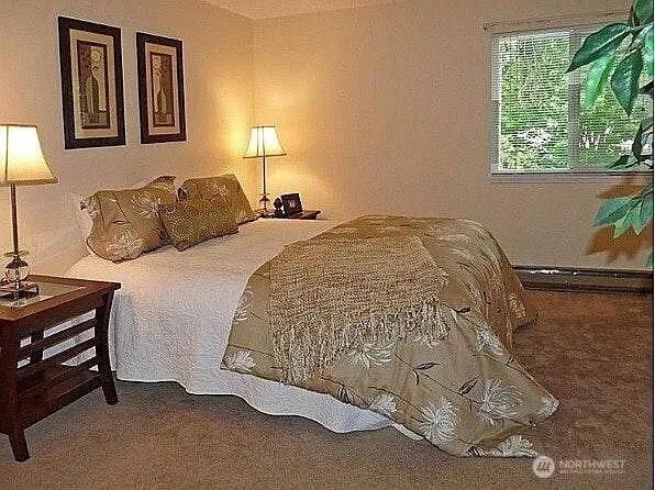 $2,200 | 12423 Northeast 131st Court, Unit E 306, Kirkland, WA 98034
