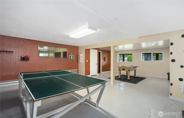 $2,200 | 12423 Northeast 131st Court, Unit E 306, Kirkland, WA 98034