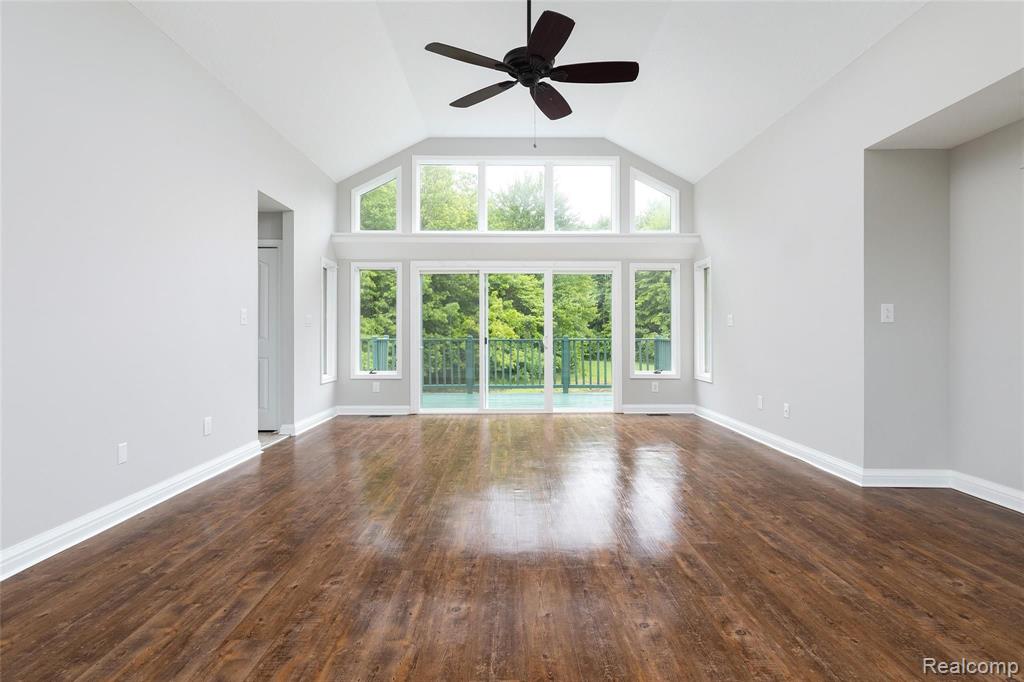 22135 Inkster Road Romulus, MI 48174 - Photo 6 of 40