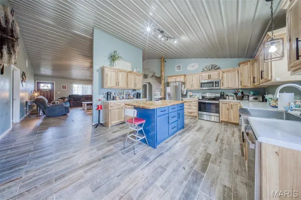 $742,900 | 3010-3014 County Road 2330, Salem, MO 65560