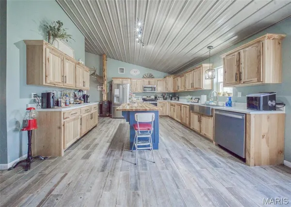 $742,900 | 3010-3014 County Road 2330, Salem, MO 65560