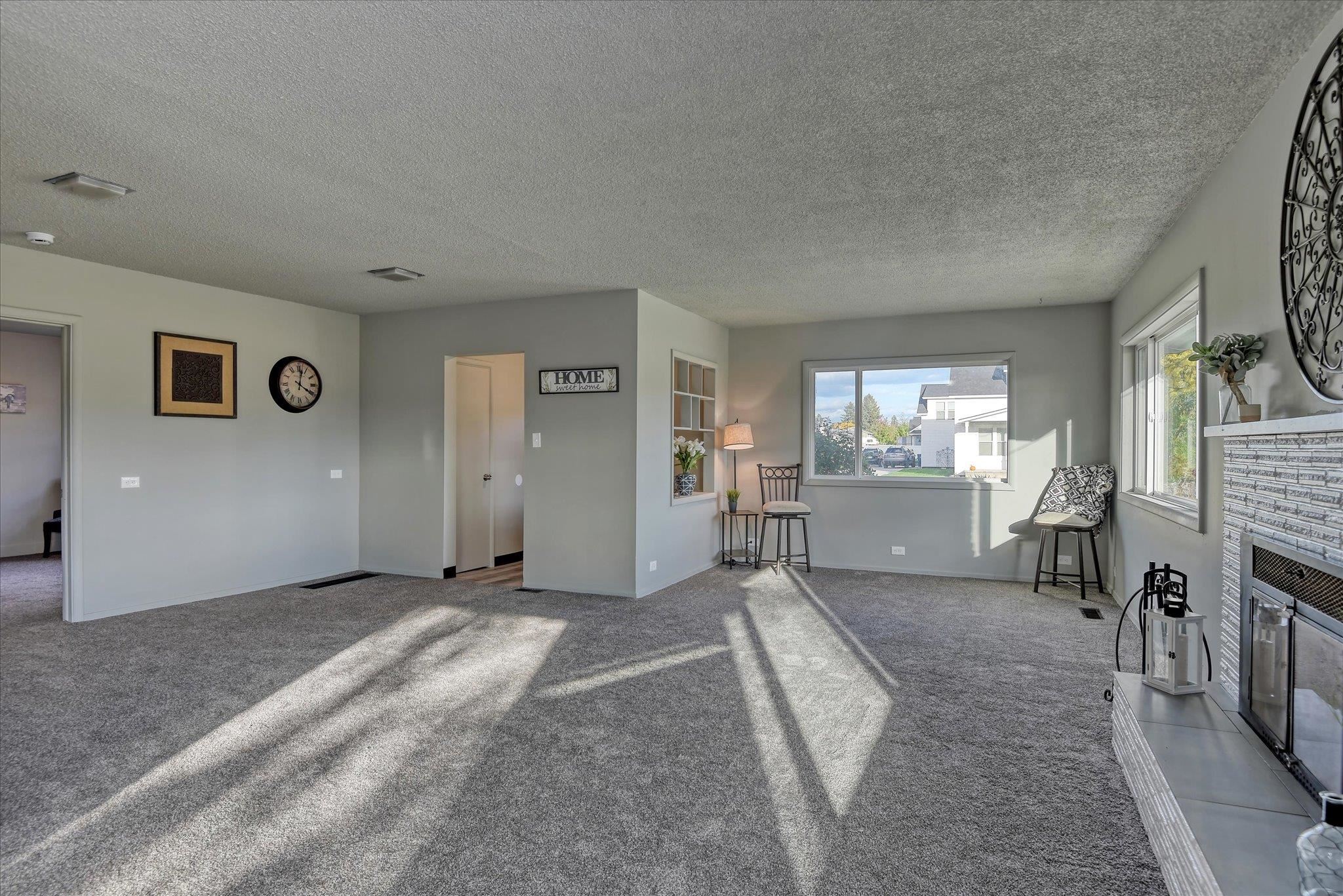 515 North Long Road Greenacres, WA 99016 - Photo 3 of 48 Gallery Image 3