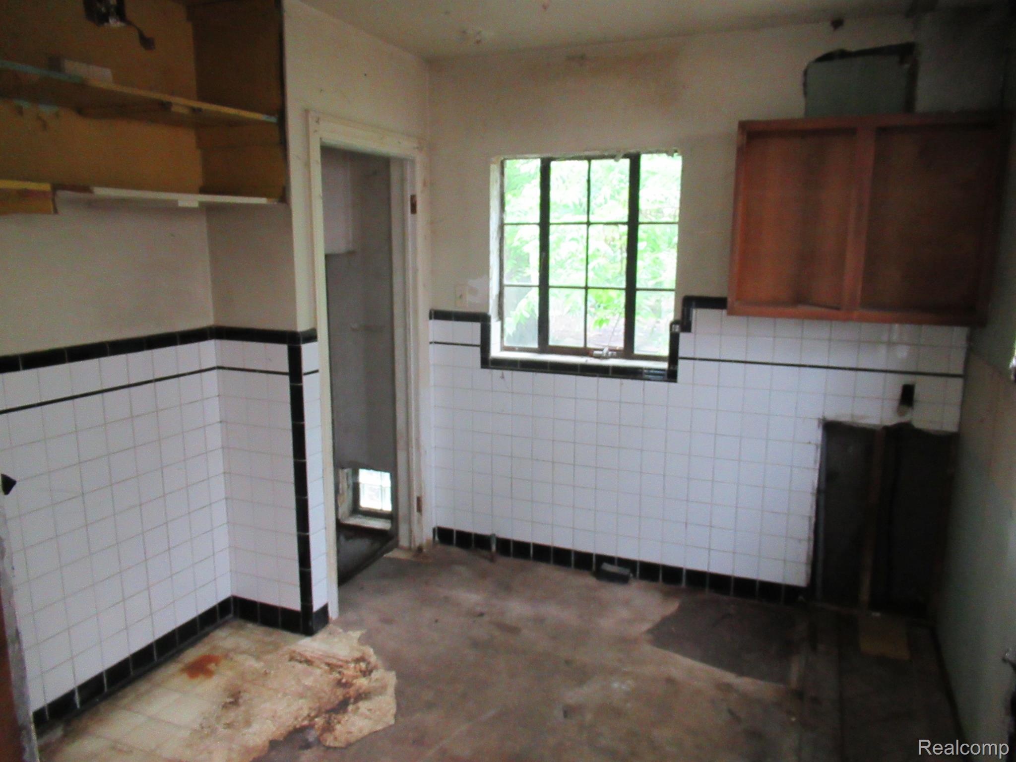 9923 Rutland Street Detroit, MI 48227 - Photo 6 of 14 Gallery Image 6