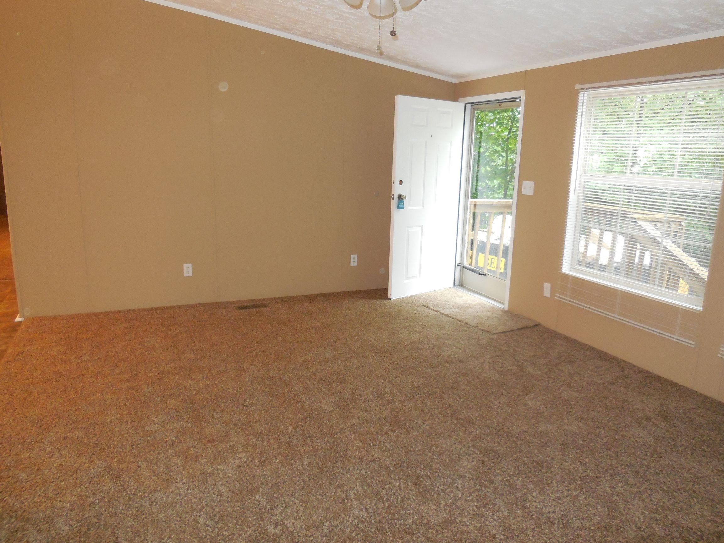 519 Johnson Road Kodak, TN 37764 - Photo 2 of 21 DSCN2224