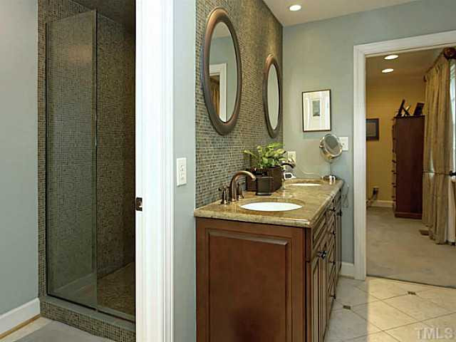 2304 Tyson Street Raleigh, NC 27612 - Photo 12 of 23 Master Bath/Spa
