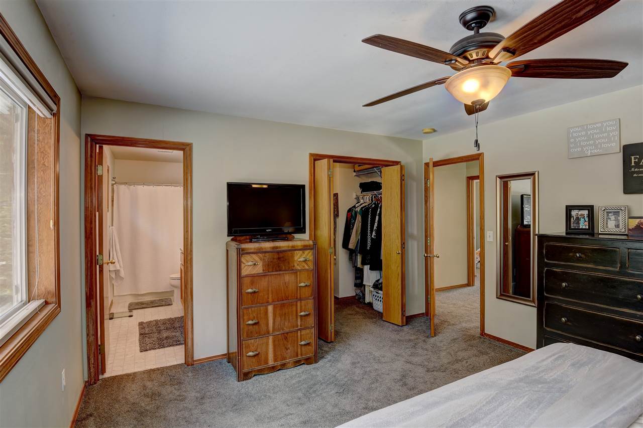 4501 East Woodglen Road Mead, WA 99021 - Photo 14 of 20
