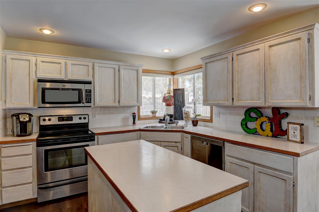 4501 East Woodglen Road Mead, WA 99021 - Photo 8 of 20