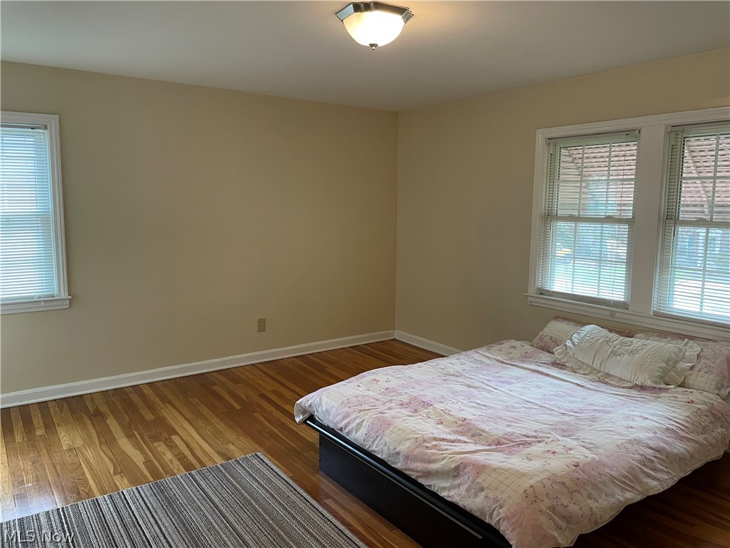 2393 Channing Road Cleveland, OH 44118 - Photo 15 of 28 Master Bedroom