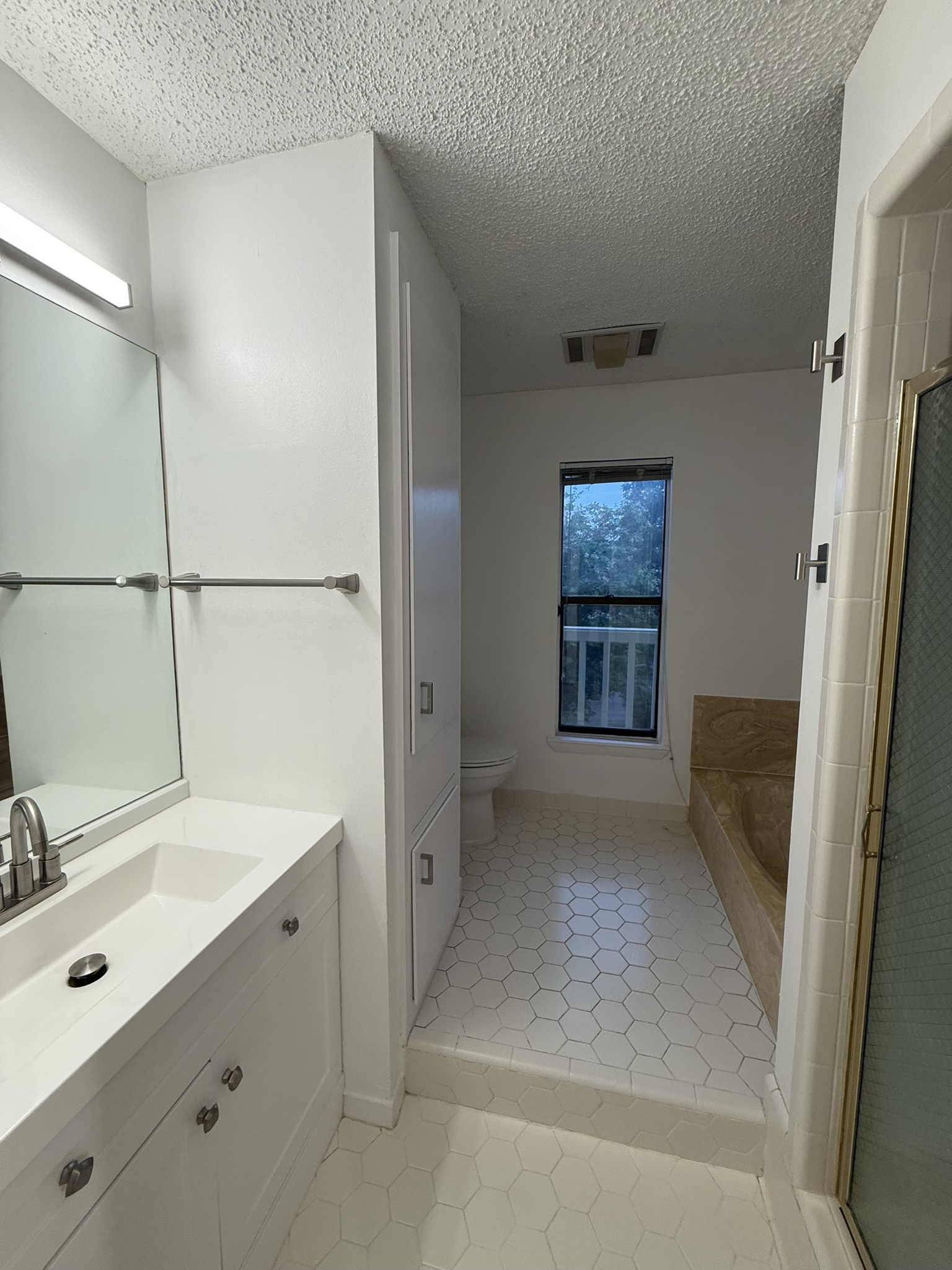 203 Blue Ridge Trail Austin, TX 78746 - Photo 9 of 20