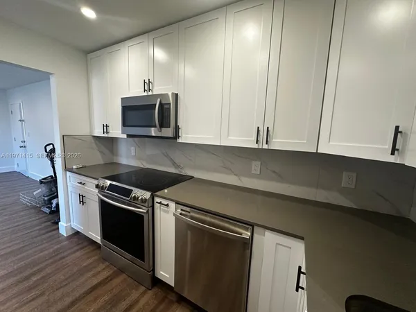 $1,800 | 770 Northeast 128th Street, Unit 303, North Miami, FL 33161