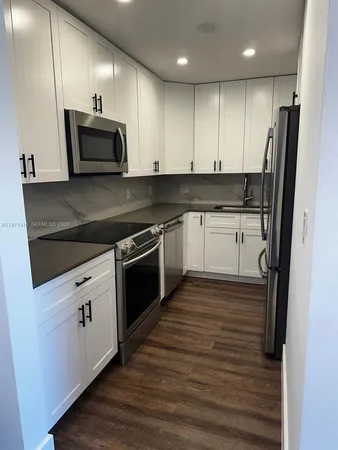 $1,800 | 770 Northeast 128th Street, Unit 303, North Miami, FL 33161