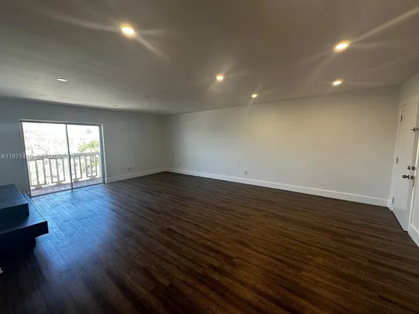 $1,800 | 770 Northeast 128th Street, Unit 303, North Miami, FL 33161