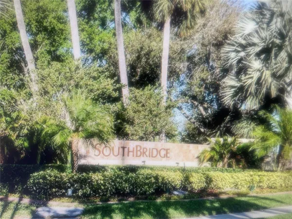 $2,550 | 730 Northwest 106th Terrace, Unit 730, Pembroke Pines, FL 33026