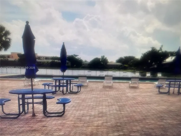 $2,550 | 730 Northwest 106th Terrace, Unit 730, Pembroke Pines, FL 33026