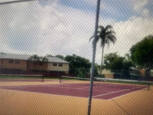 $2,550 | 730 Northwest 106th Terrace, Unit 730, Pembroke Pines, FL 33026