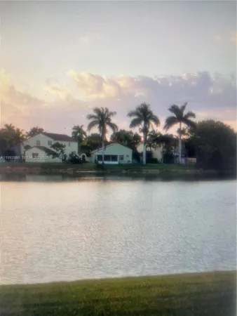 $2,550 | 730 Northwest 106th Terrace, Unit 730, Pembroke Pines, FL 33026