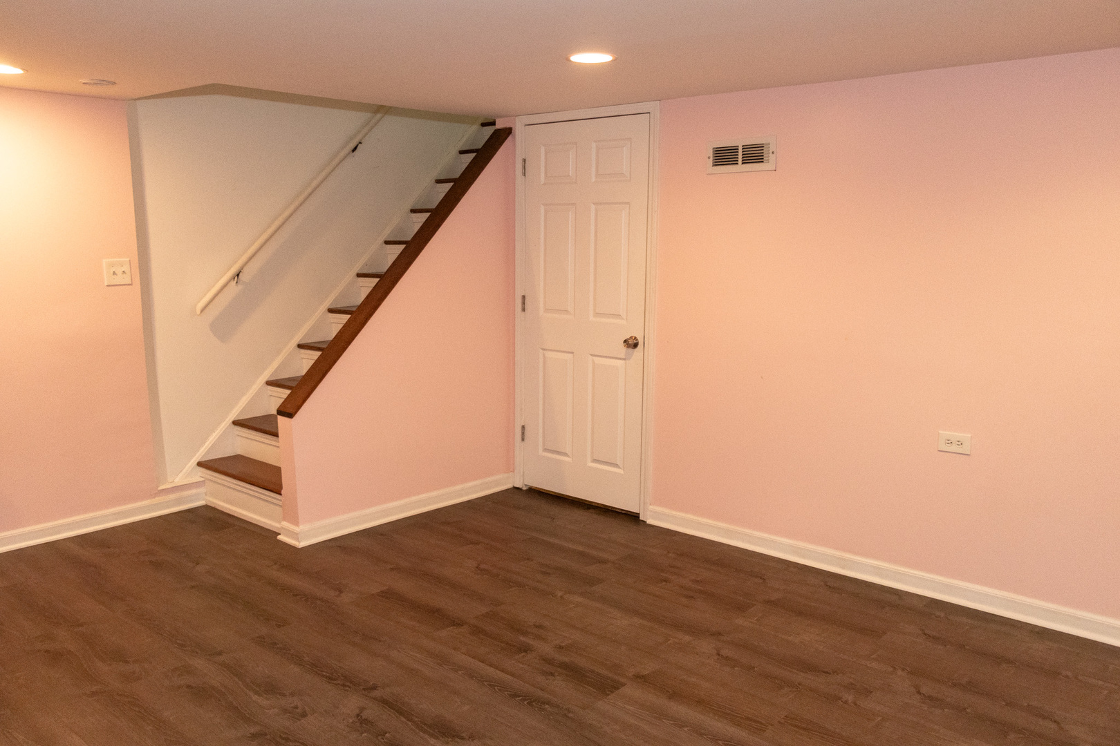 1488 Willow Avenue Des Plaines, IL 60016 - Photo 18 of 25 a view of an entryway with wooden floor