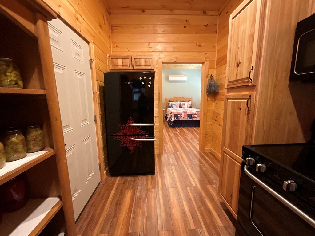 226 Pridemore Road Galax, VA 24333 - Photo 32 of 55 Gallery Image 32