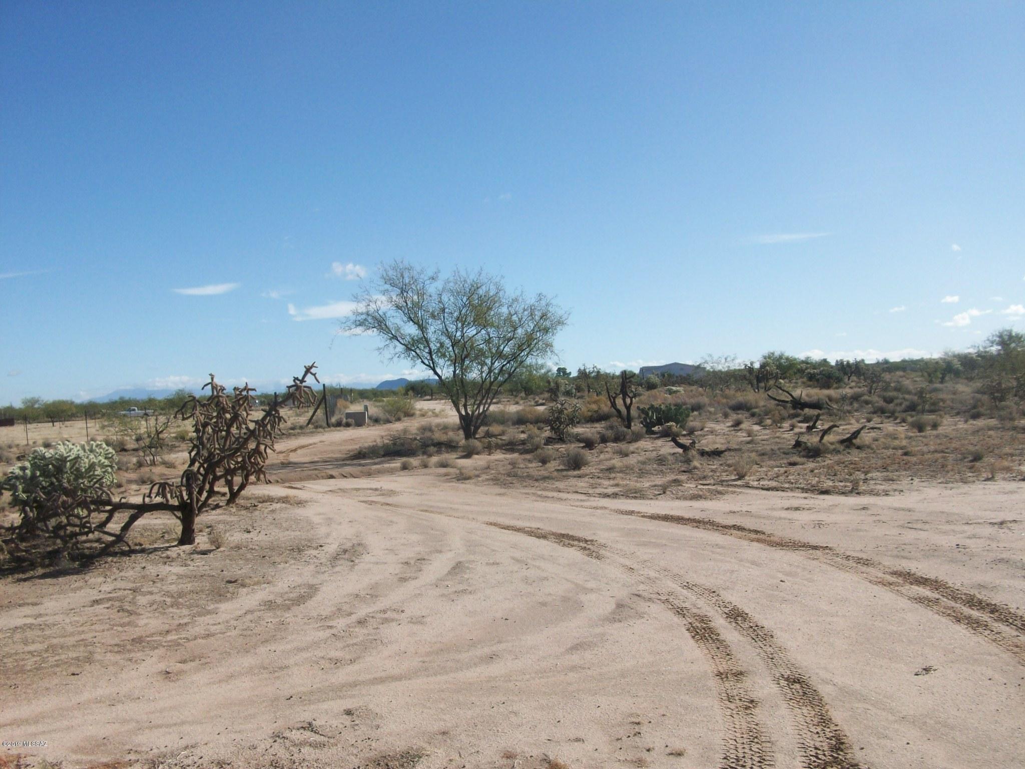 8832 South Marstellar Road Tucson, AZ 85736 - Photo 4 of 5 Gallery Image 4