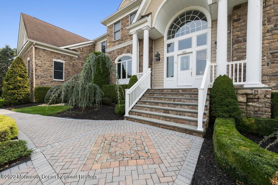 72 Edgewood Road Morganville, NJ 07751 - Photo 17 of 86 04_72EdgewoodRd_2004_LowRes