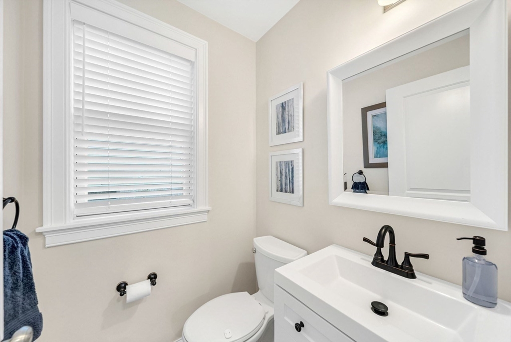 27 Beryl Street Boston, MA 02131 - Photo 17 of 39