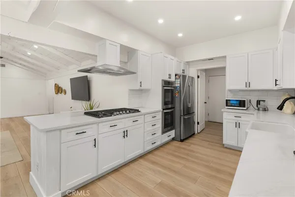 $999,000 | 7916 Mason Avenue, Winnetka, CA 91306