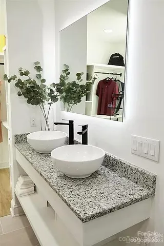 $372,990 | 2524 Pickway Drive, Charlotte, NC 28269