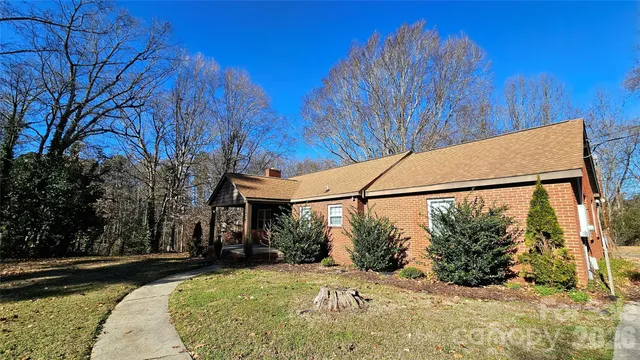$372,990 | 2524 Pickway Drive, Charlotte, NC 28269