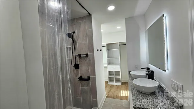 $372,990 | 2524 Pickway Drive, Charlotte, NC 28269