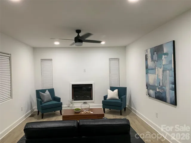 $372,990 | 2524 Pickway Drive, Charlotte, NC 28269